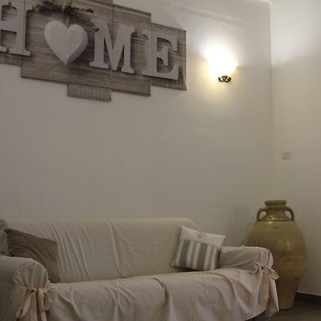 Dimora Della Castellana Apartment Lecce Luaran gambar