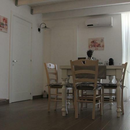 Dimora Della Castellana Apartment Lecce Luaran gambar