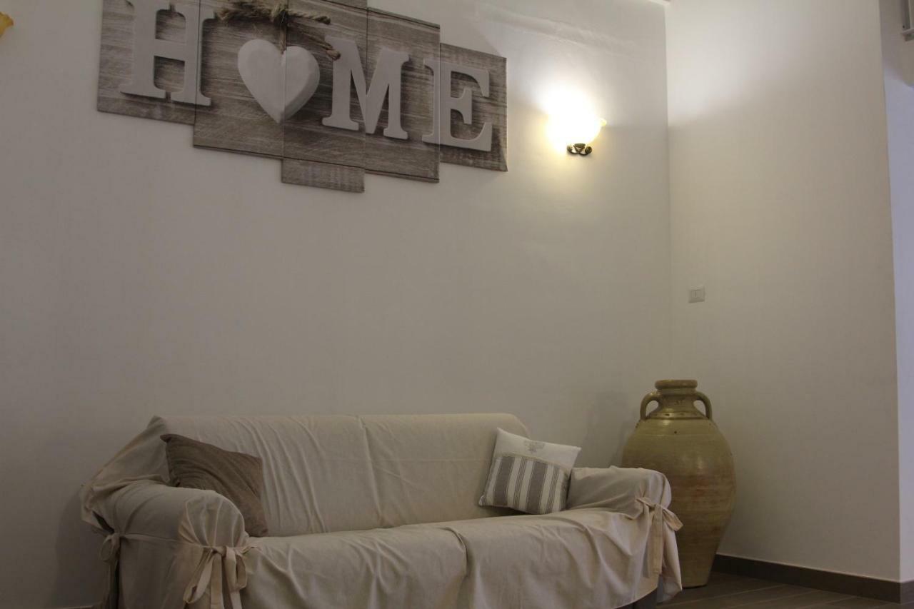 Dimora Della Castellana Apartment Lecce Luaran gambar
