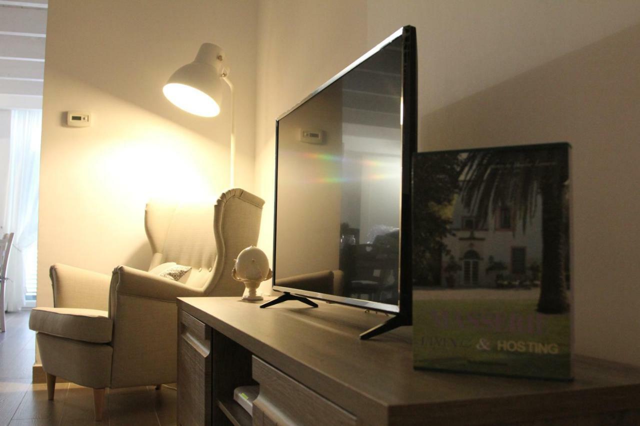 Dimora Della Castellana Apartment Lecce Luaran gambar
