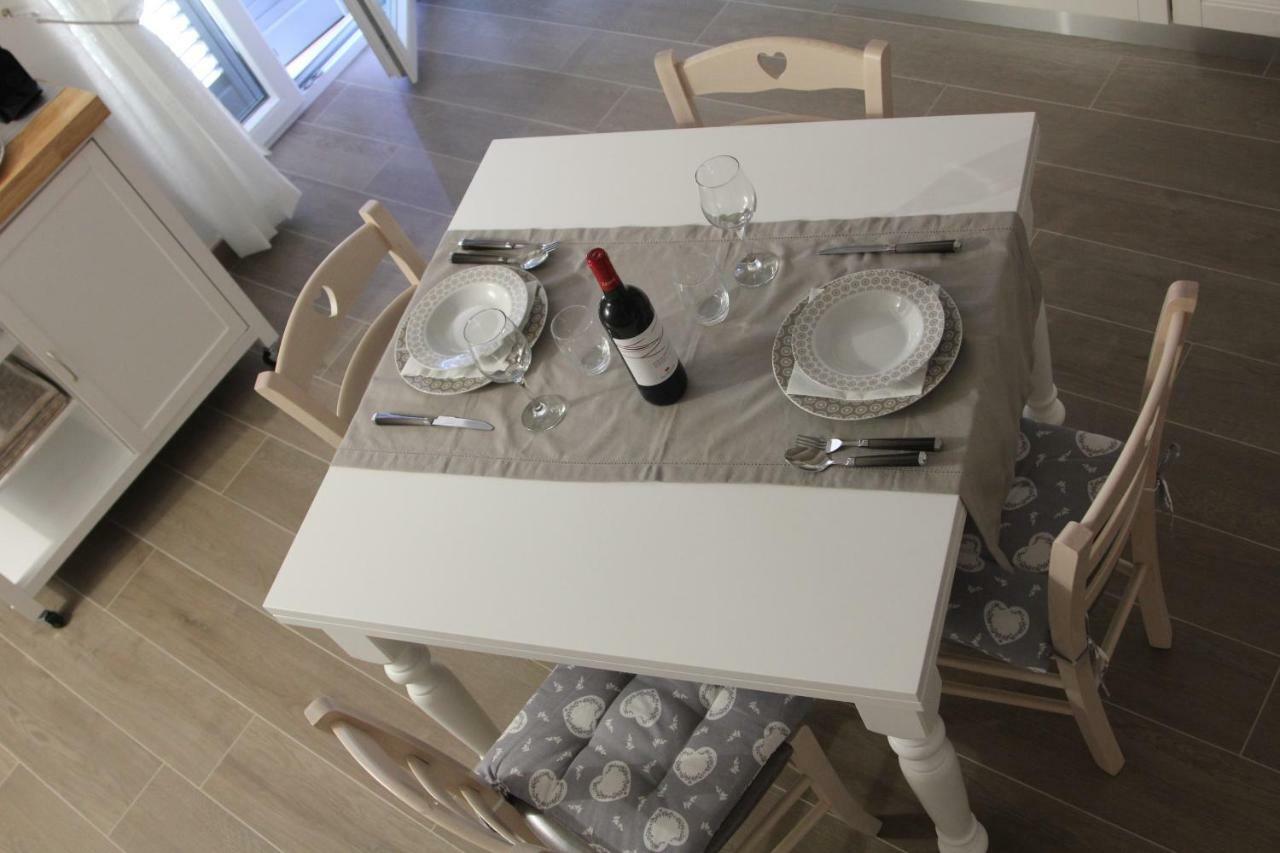Dimora Della Castellana Apartment Lecce Luaran gambar
